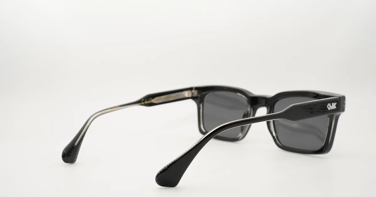 Tempo Black 4